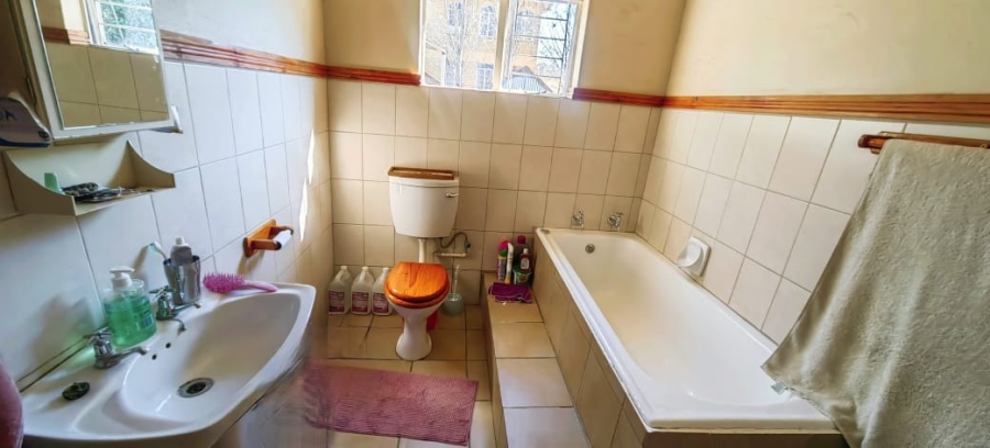 4 Bedroom Property for Sale in Miederpark North West